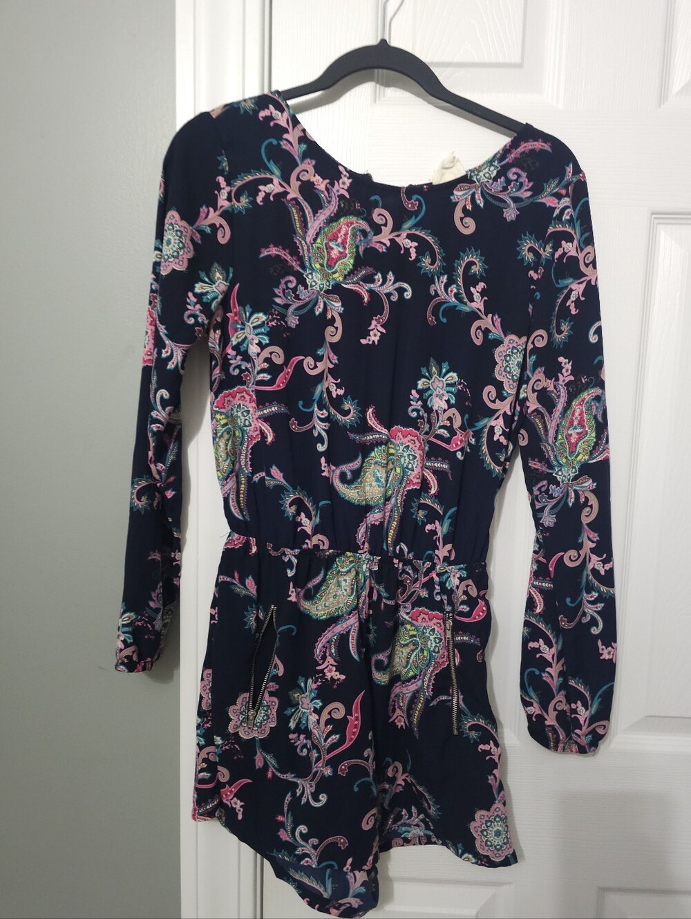 Women’s Navy Paisley Long-Sleeve Romper Size M